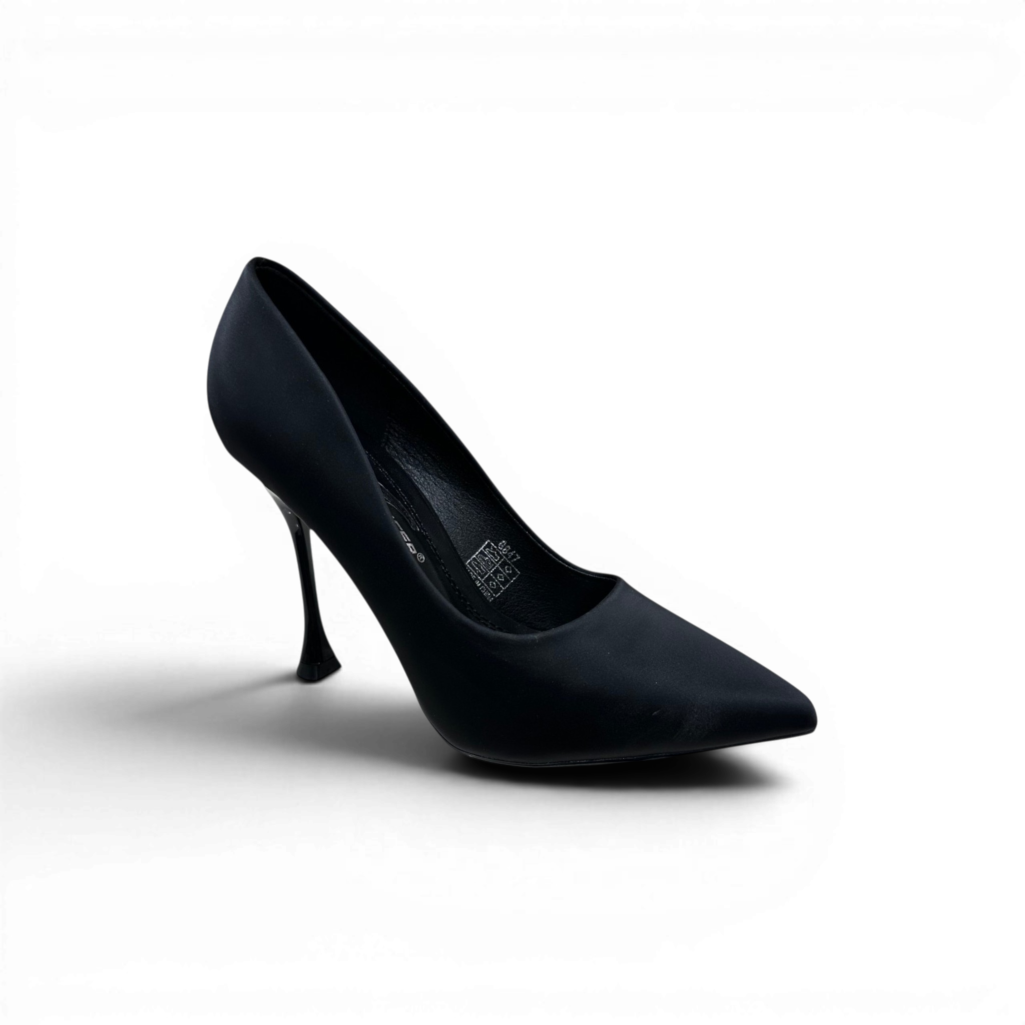 Shoes & Heels